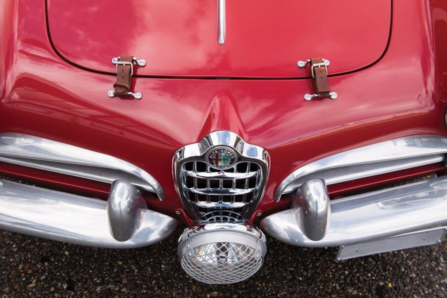 Детали экстерьера Alfa Romeo Giulietta Spider Veloce Competizione (750) 1956 года  (фото 34 из 38)